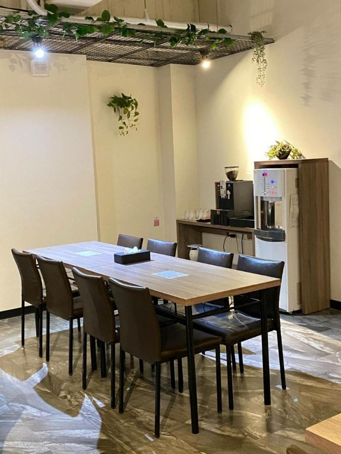 טאינאן Hotel Brown - Chihkan Branch מראה חיצוני תמונה